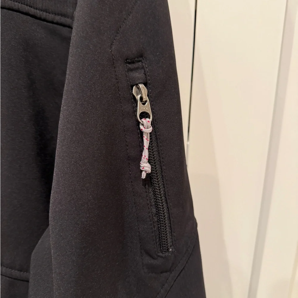 Men's Black Softshell Jacket - Picture 4 of 6